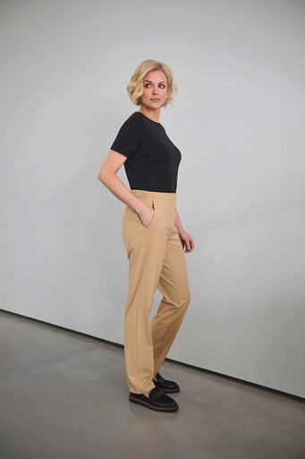 [2392] Pantalon femme Eleanor coupe slim